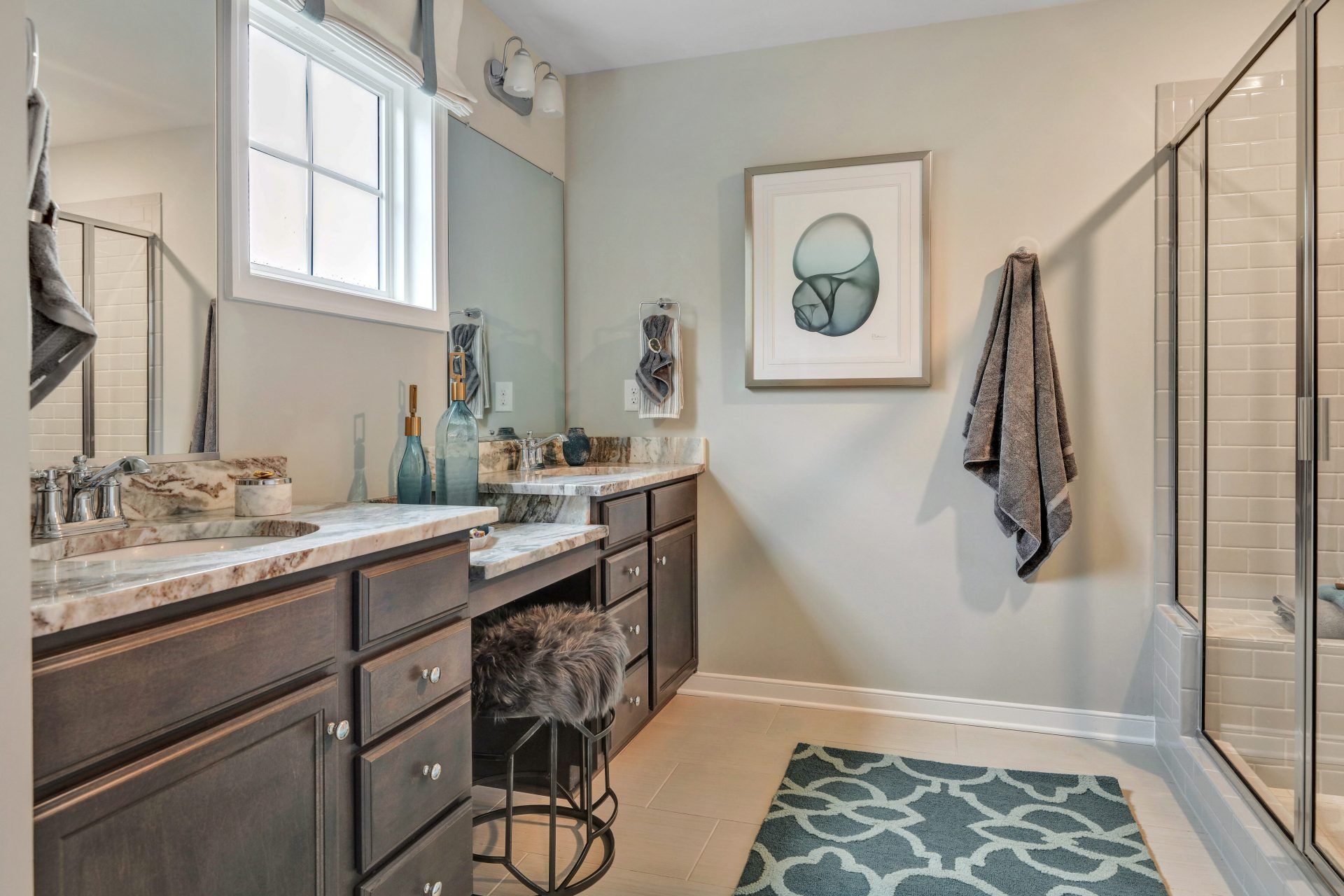 20_Berkley_Owner's Bath