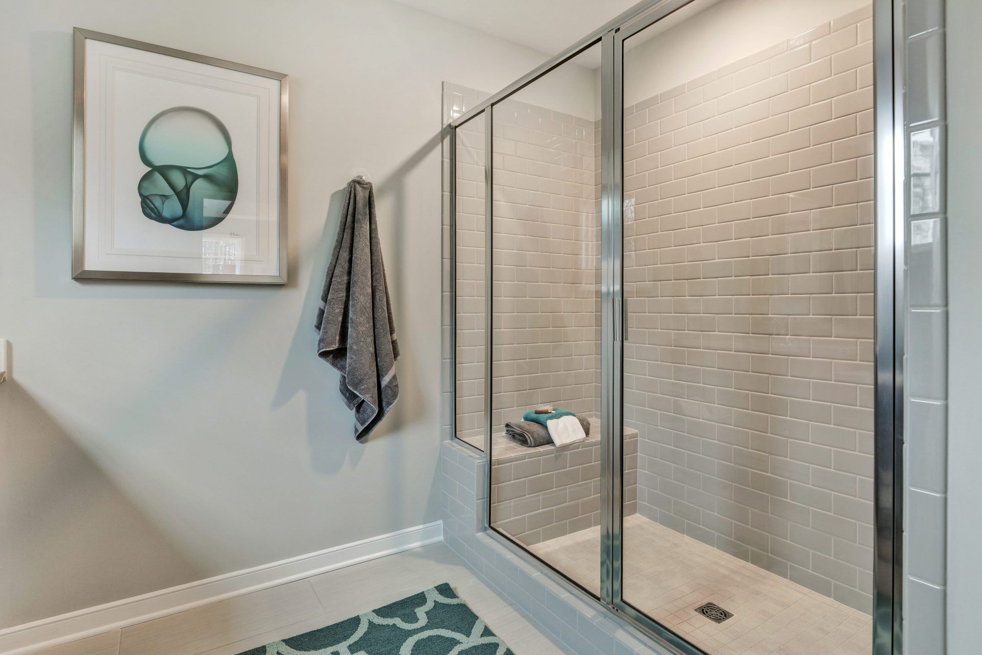 19_Berkley_Owner's Bath