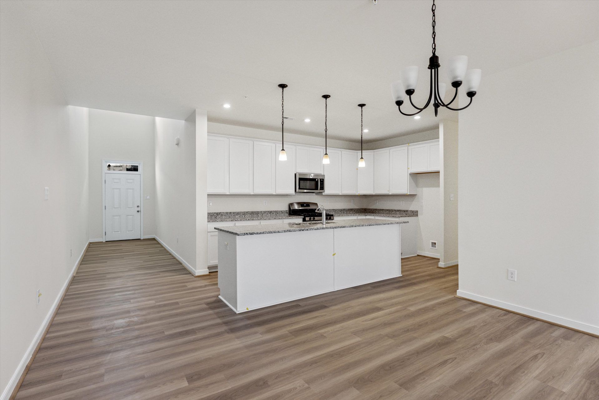 10_Kent_Kitchen_Dining Area