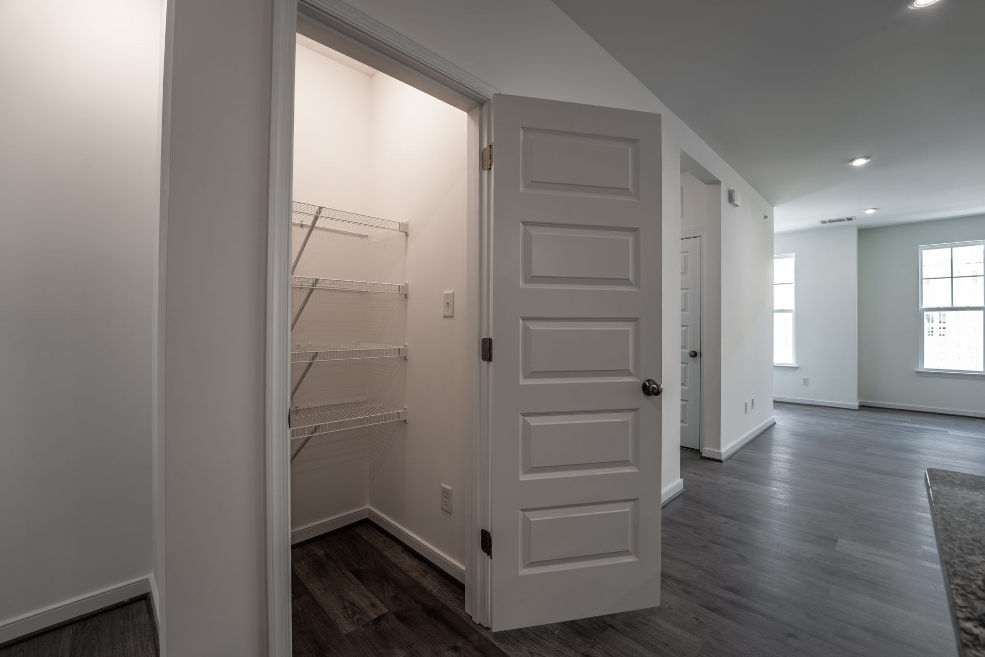 009_Bristol 2_Pantry