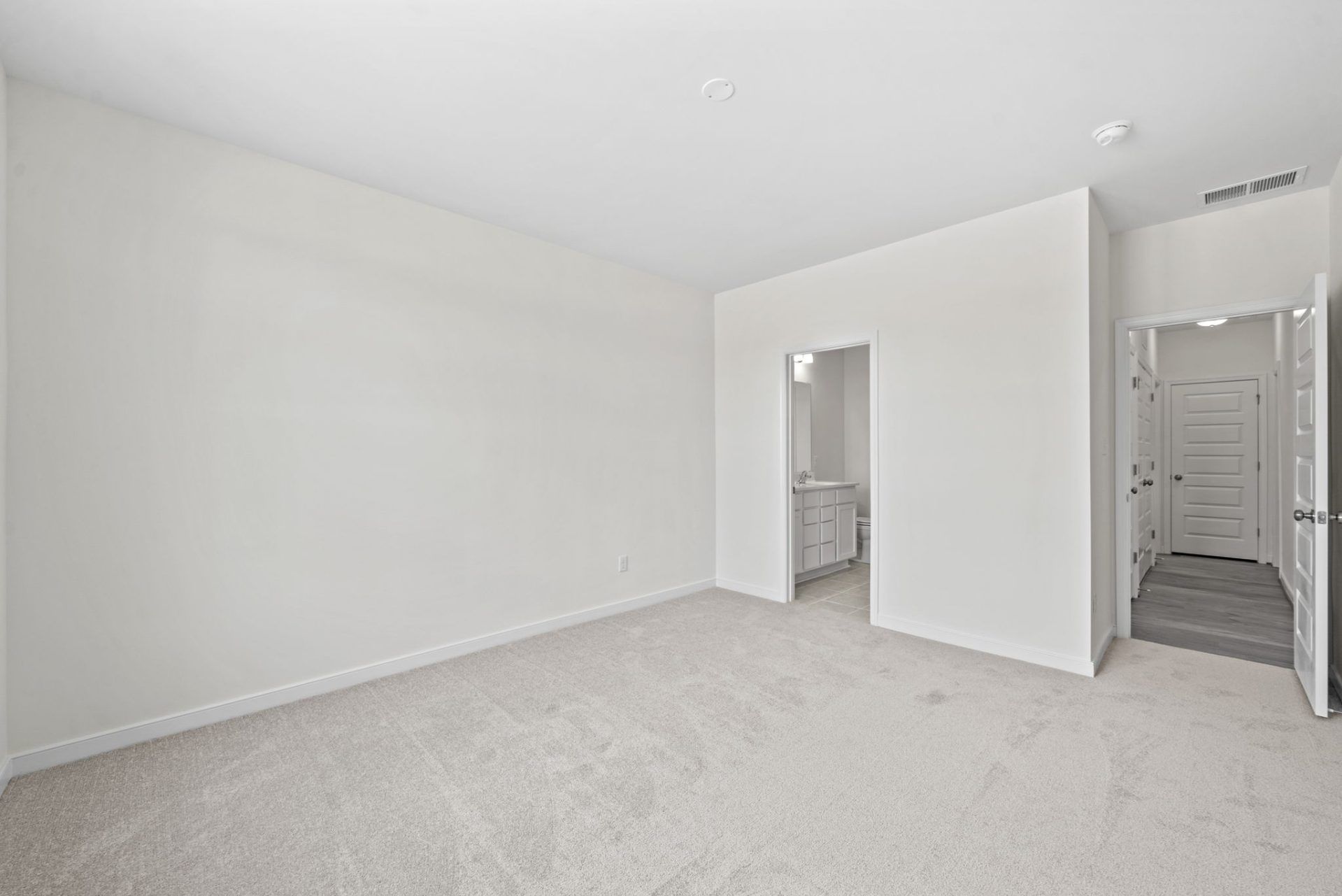 14 Owners Suite