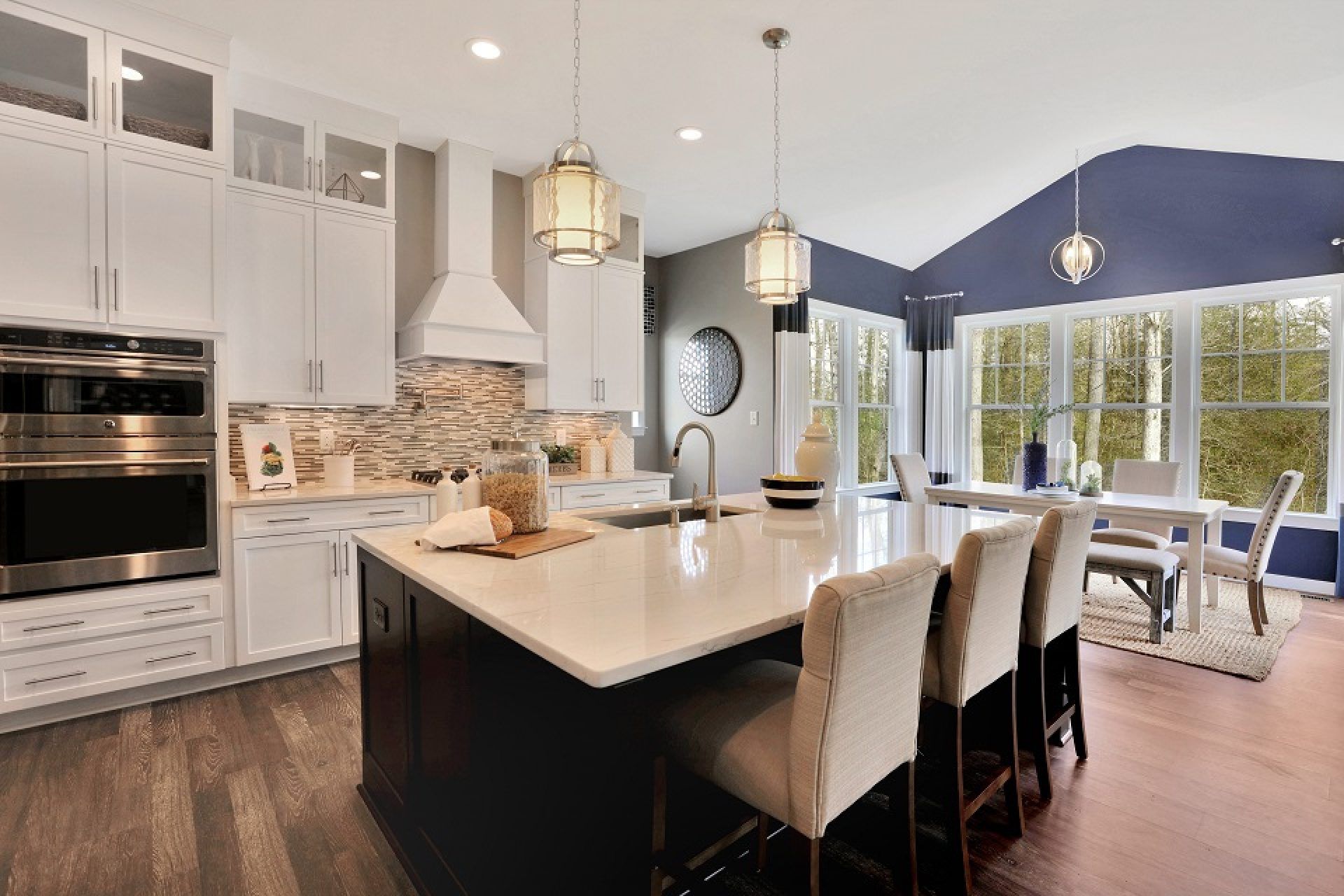 8_Dawson_KitchenDining