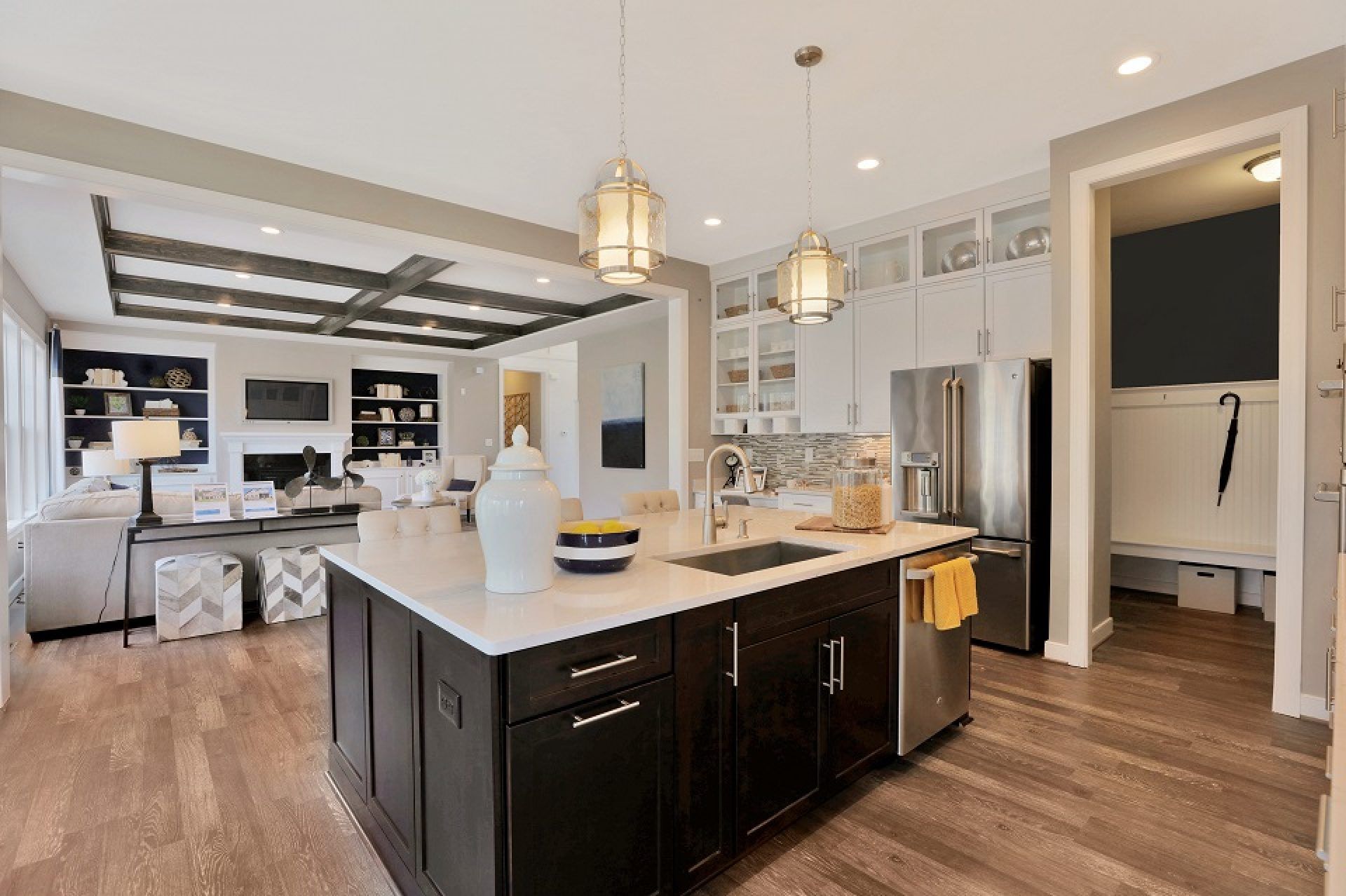 12_Dawson_KitchenLiving