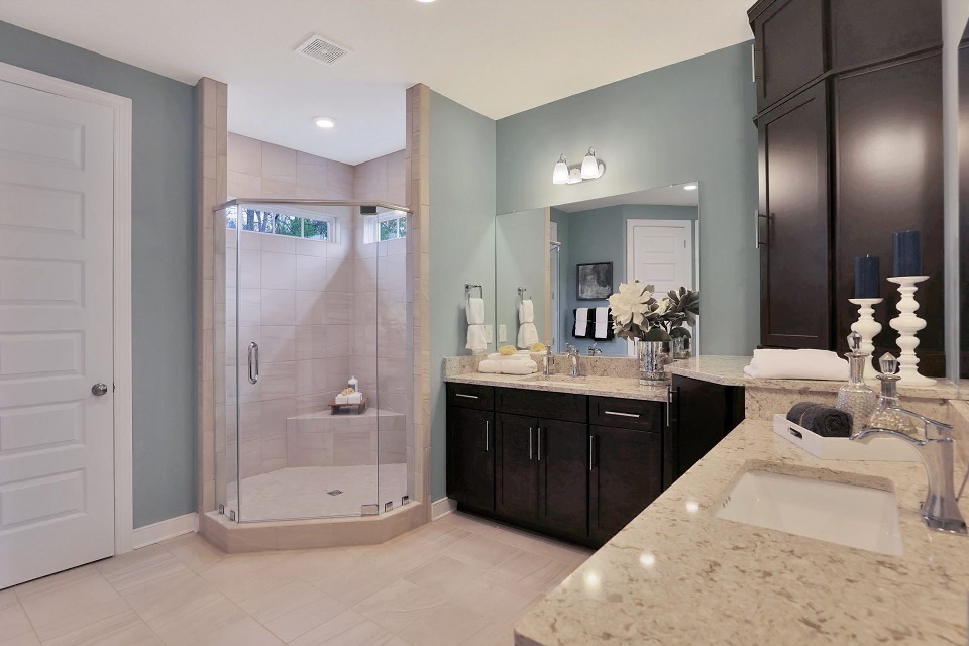 19_Dawson_OwnersBath