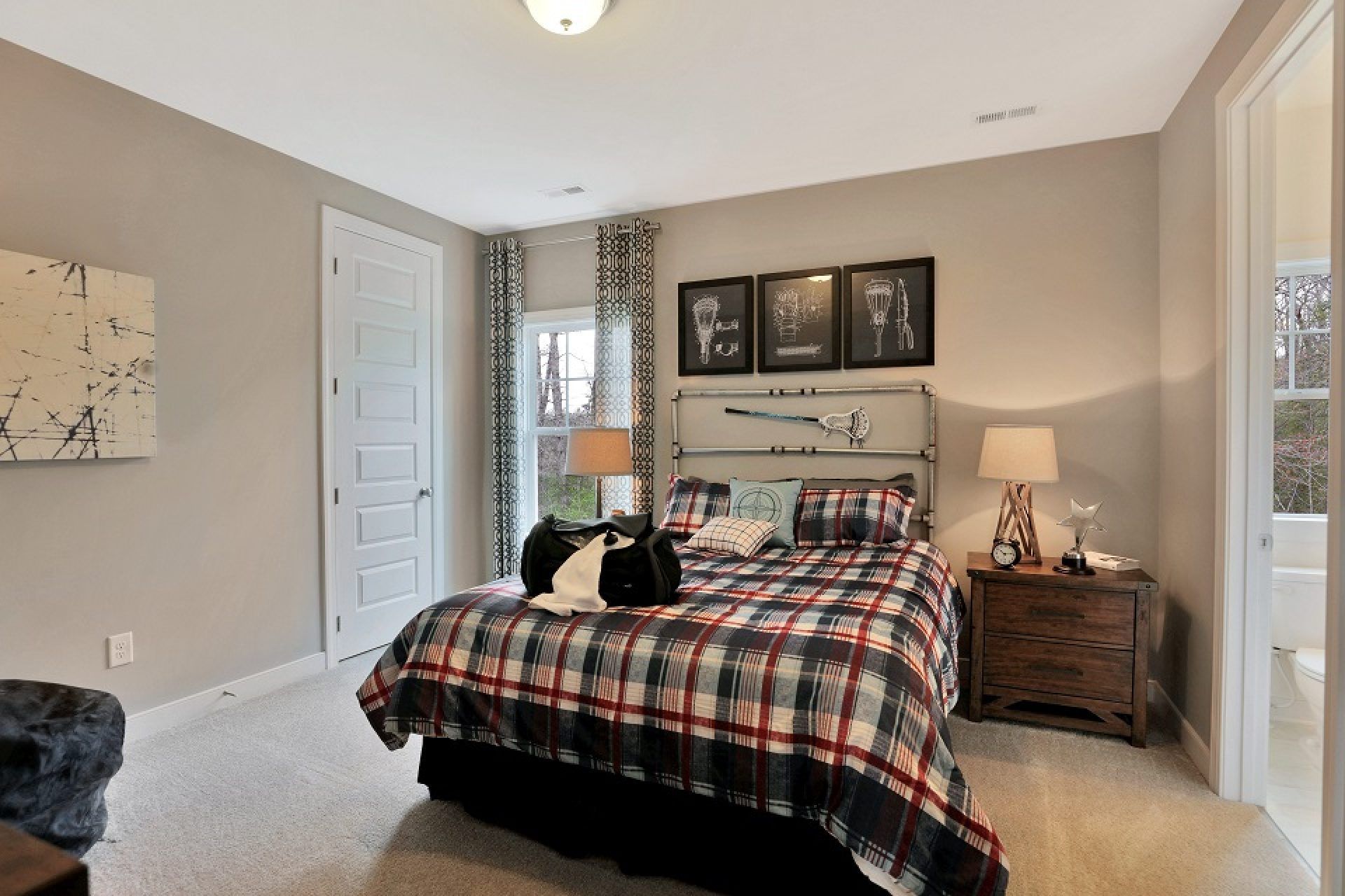 21_Dawson_Bed3