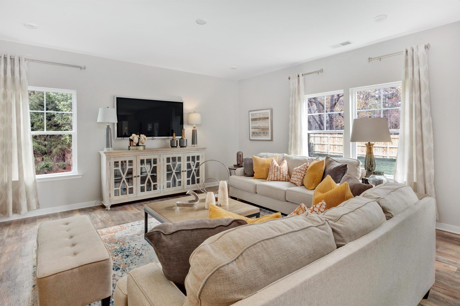 05-Living Room