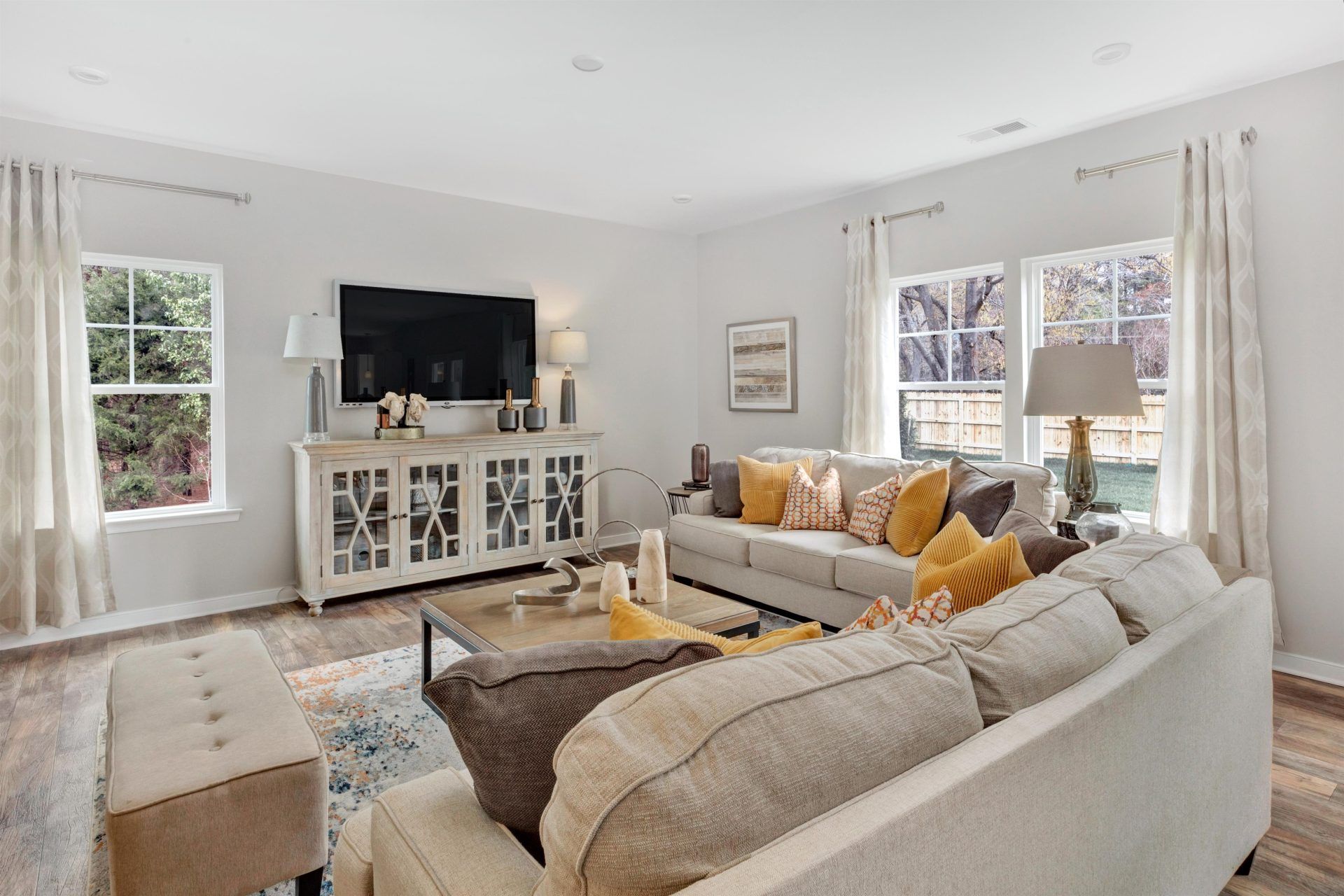 08-Living Room