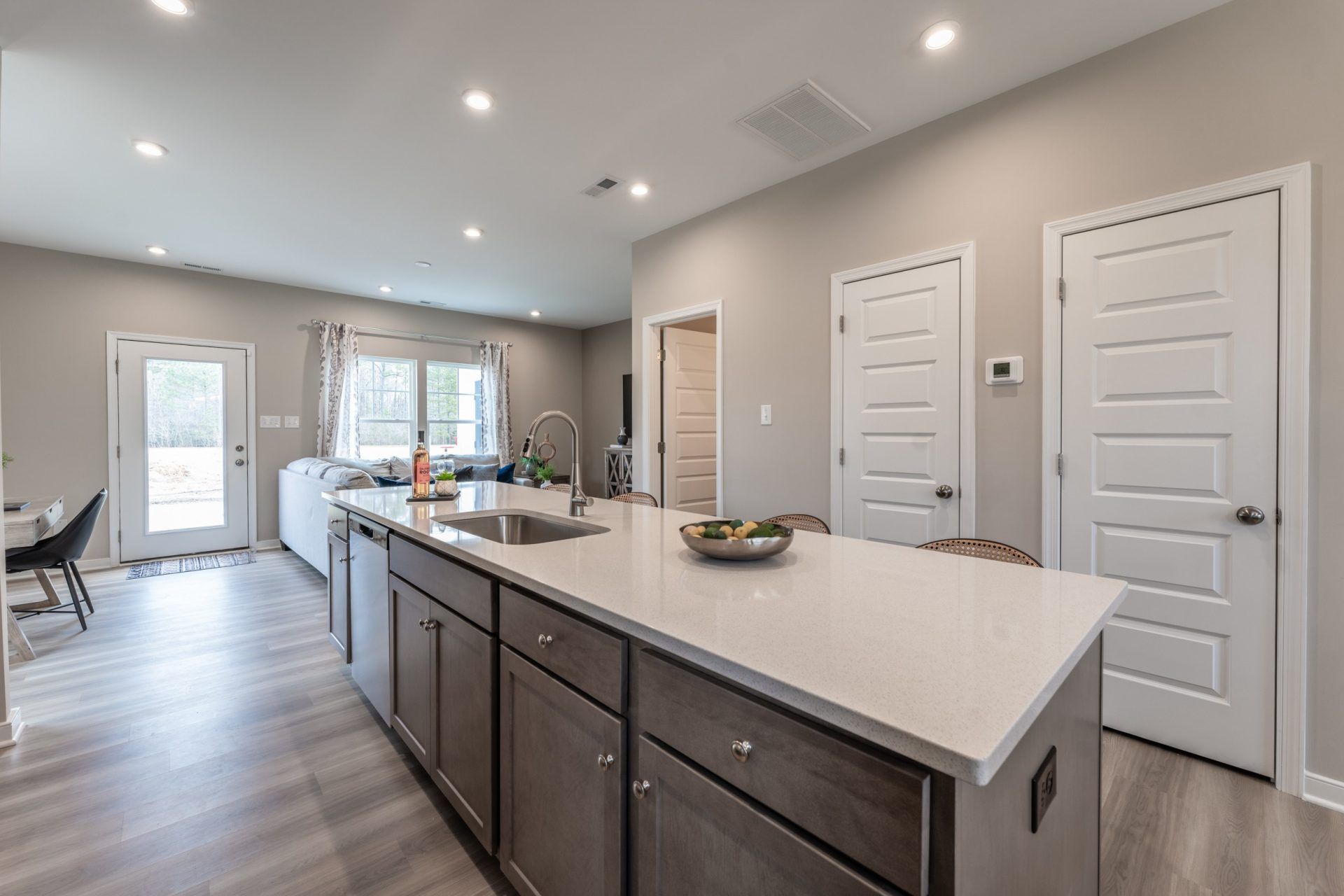 07 Barton Kitchen HHHunt Homes