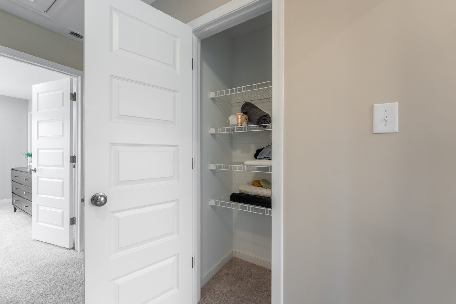 18 Barton Hall Closet HHHunt Homes