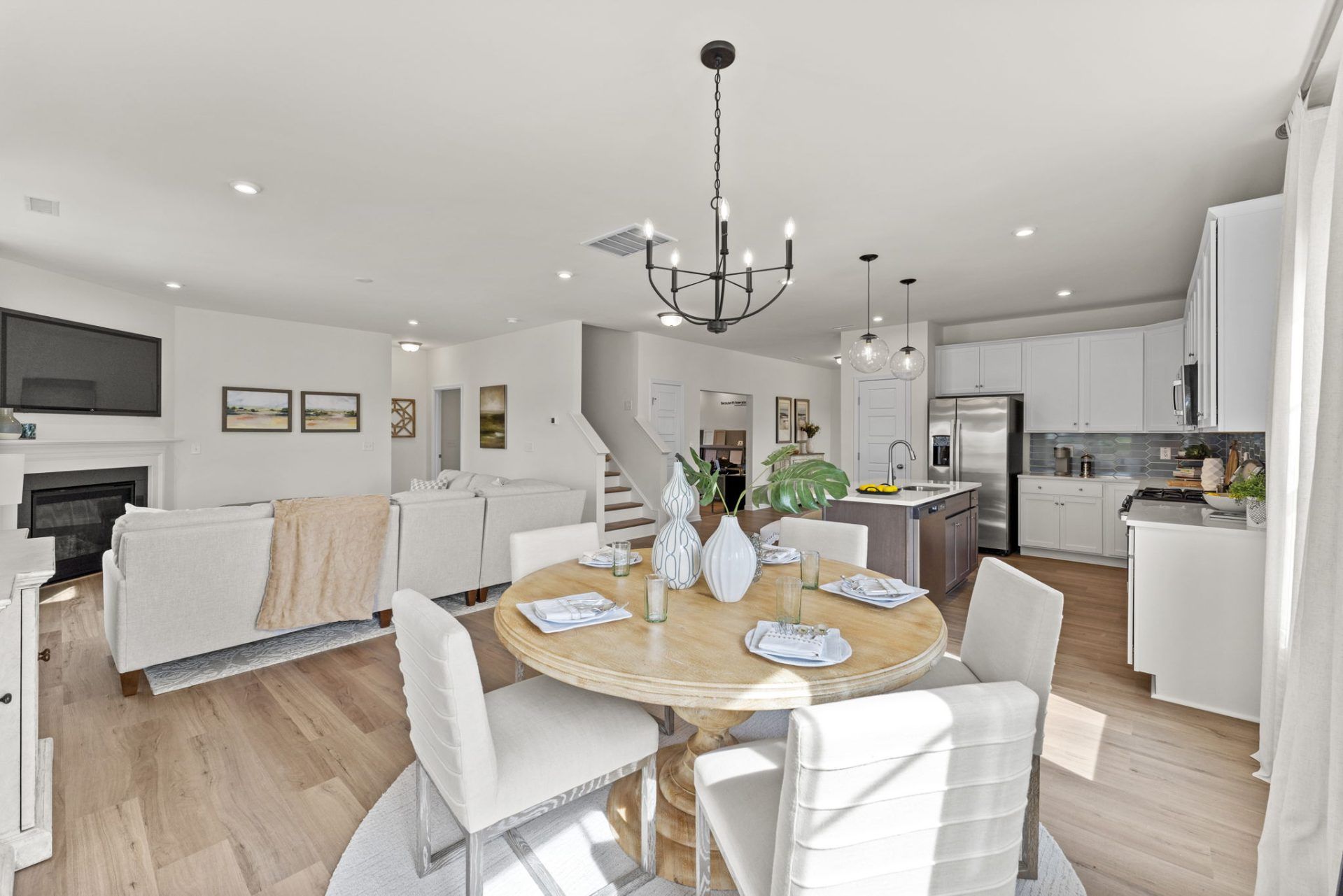 11-Open Concept HHHunt Homes