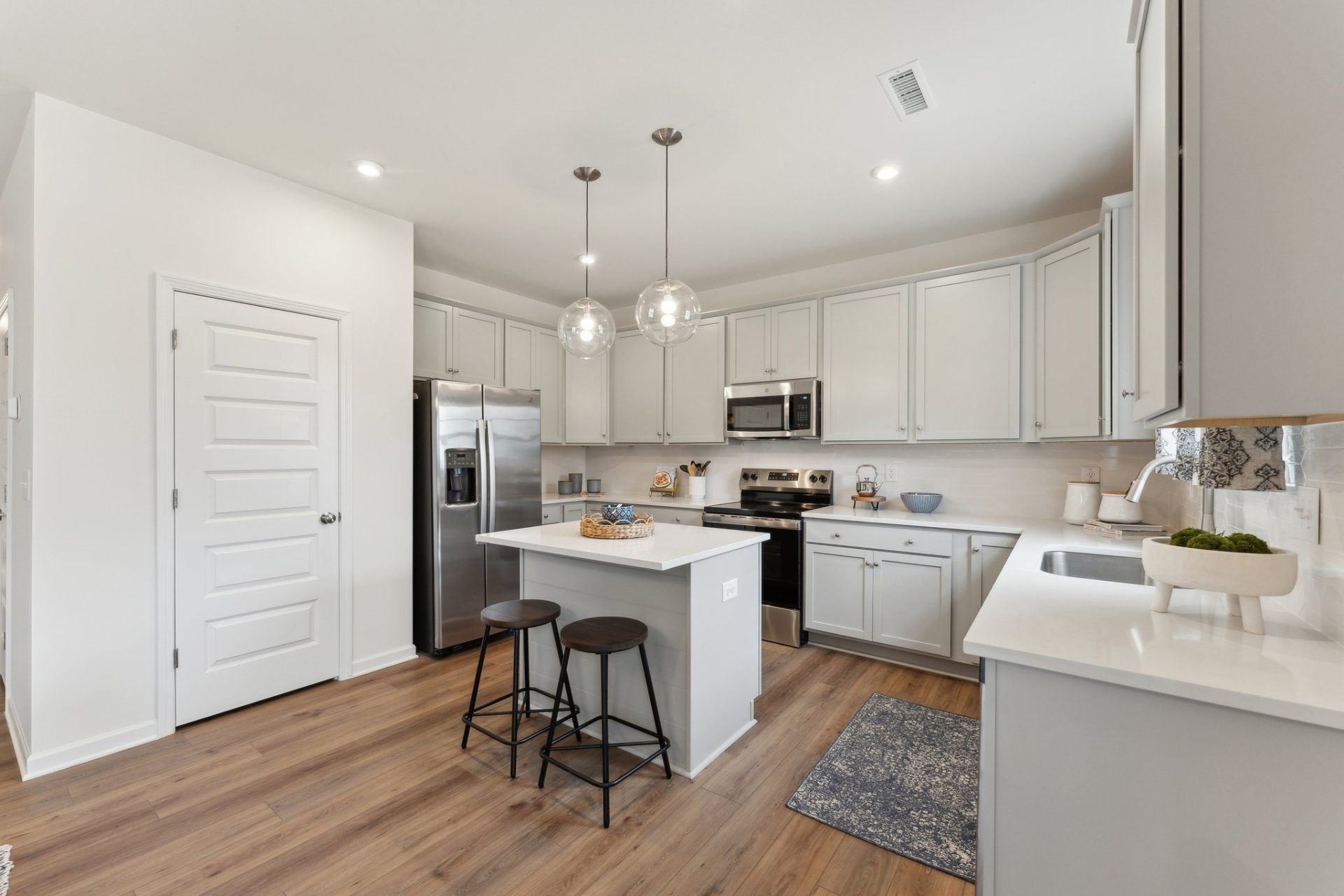 8- HHHunt Homes King Kitchen