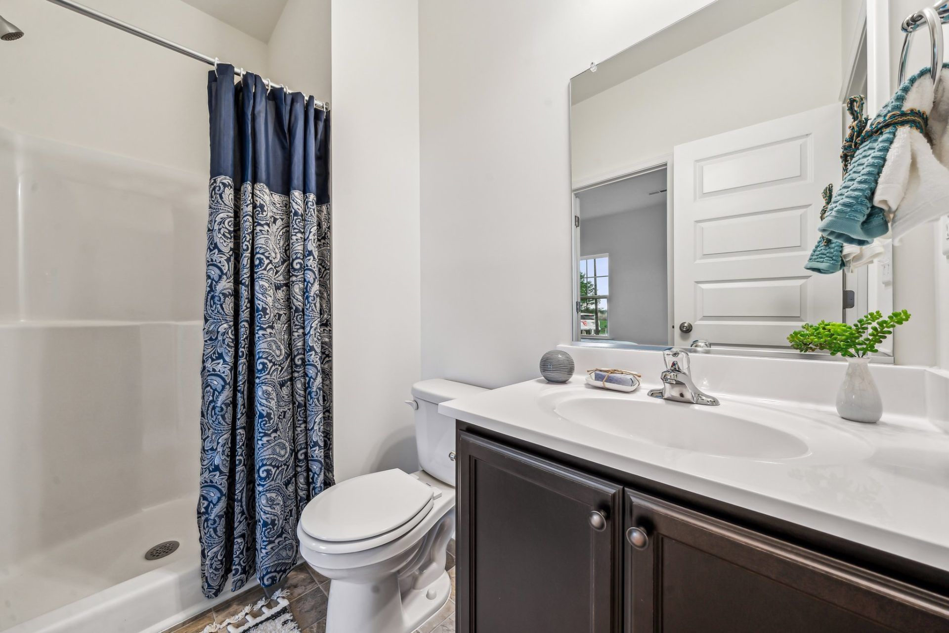 3- Maxwell HHHunt Homes First Floor Guest Bathroom