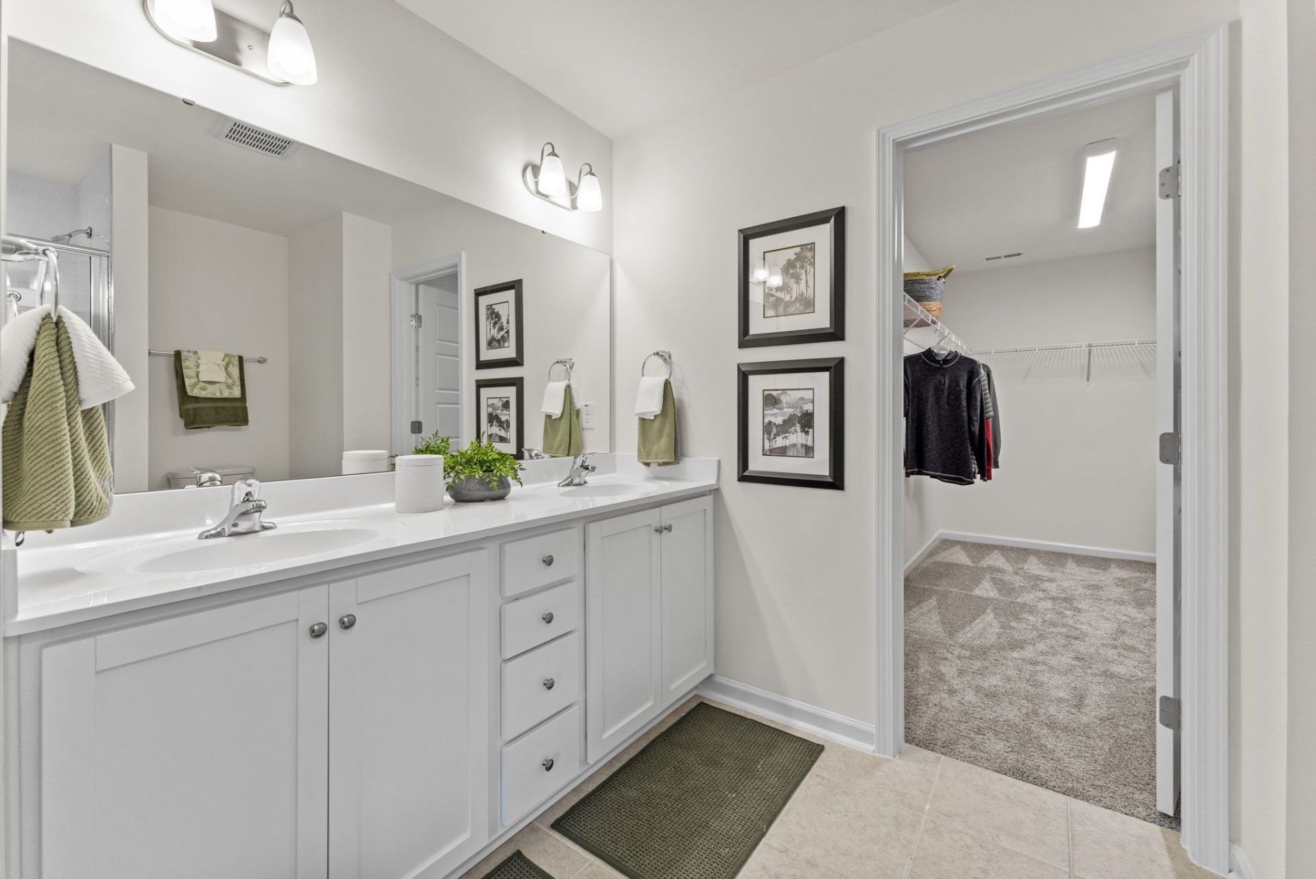 21-Primary Bath HHHunt Homes