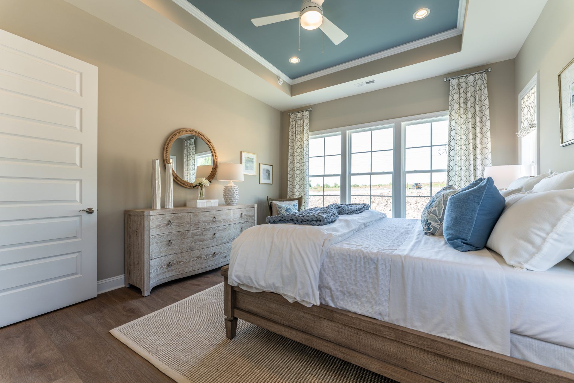 30 HHHunt Homes Retreat Primary Bedroom