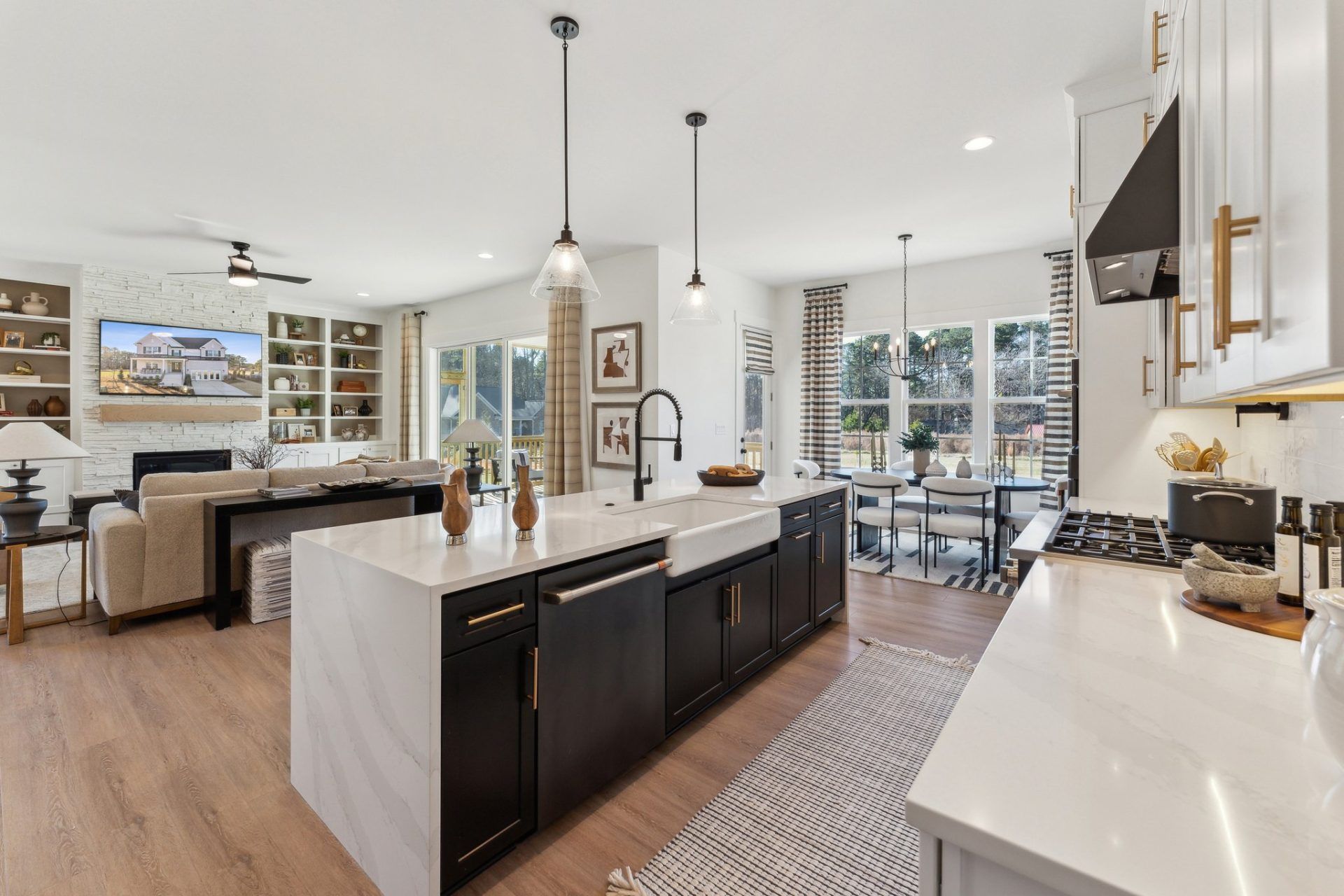 14- Kitchen