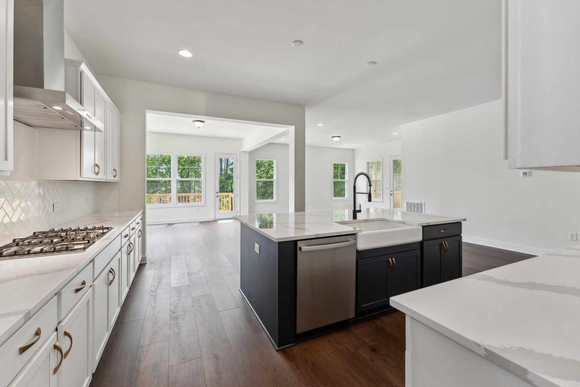 4- HHHunt Homes Mason Kitchen