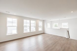 York - The Pointe at Twin Hickory: Glen Allen, Virginia - HHHunt Homes