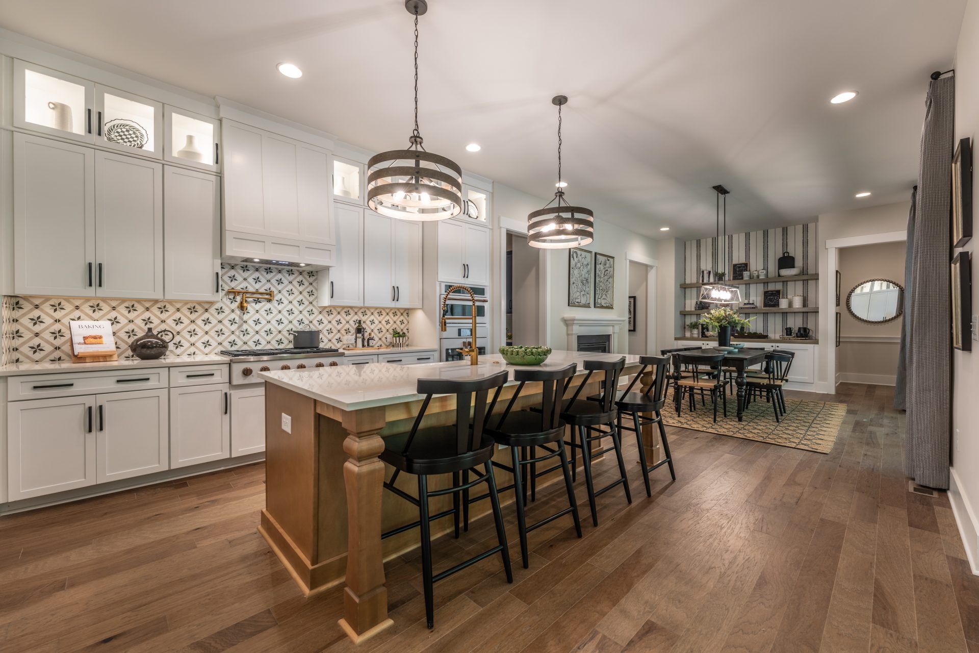 17. HHHunt Homes Crawford- Kitchen Nook