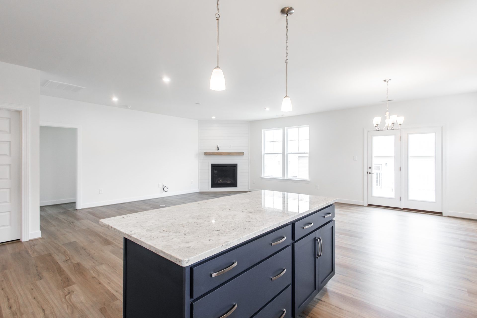 1712 Galley Place-13