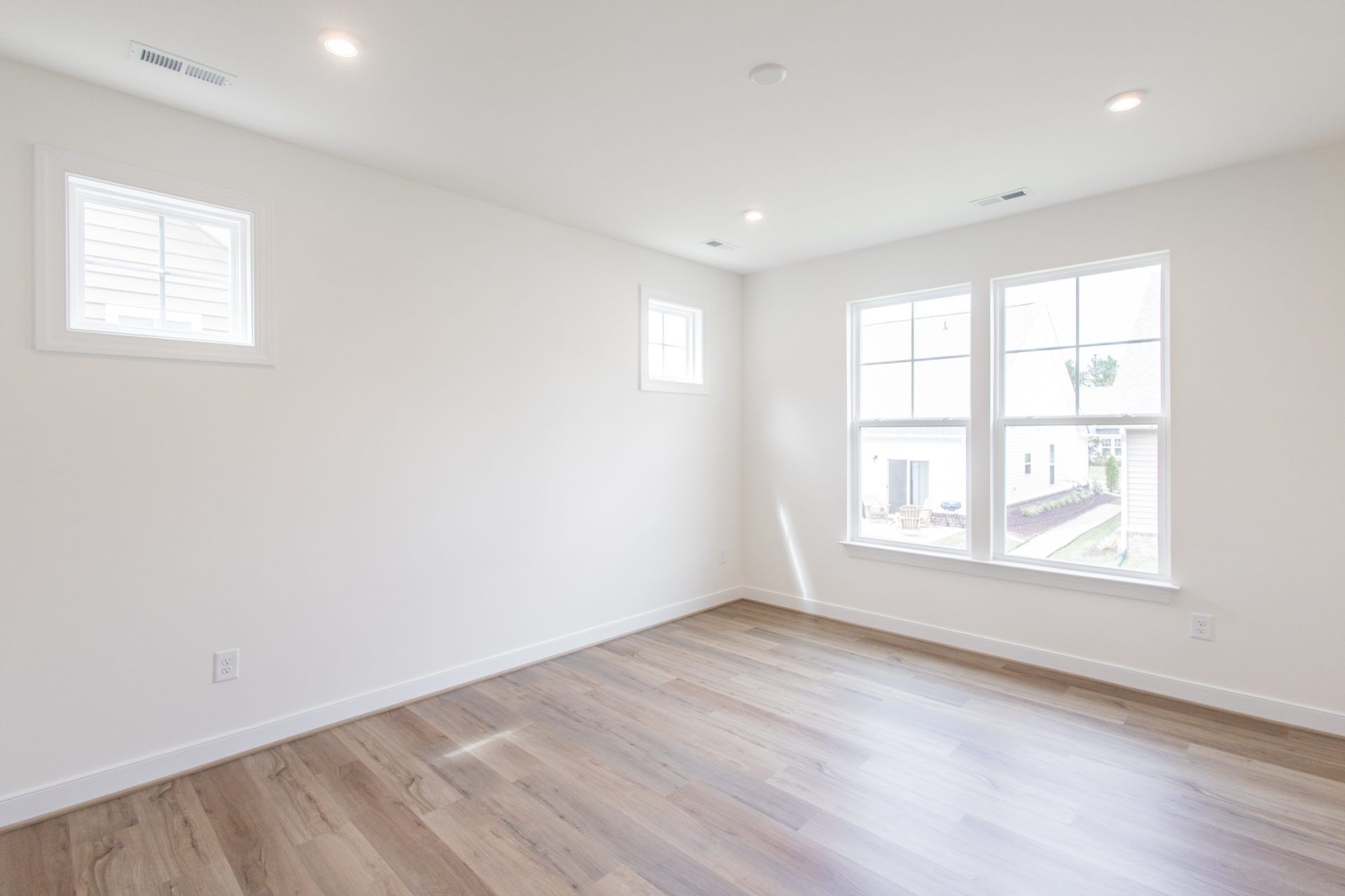 1712 Galley Place-18