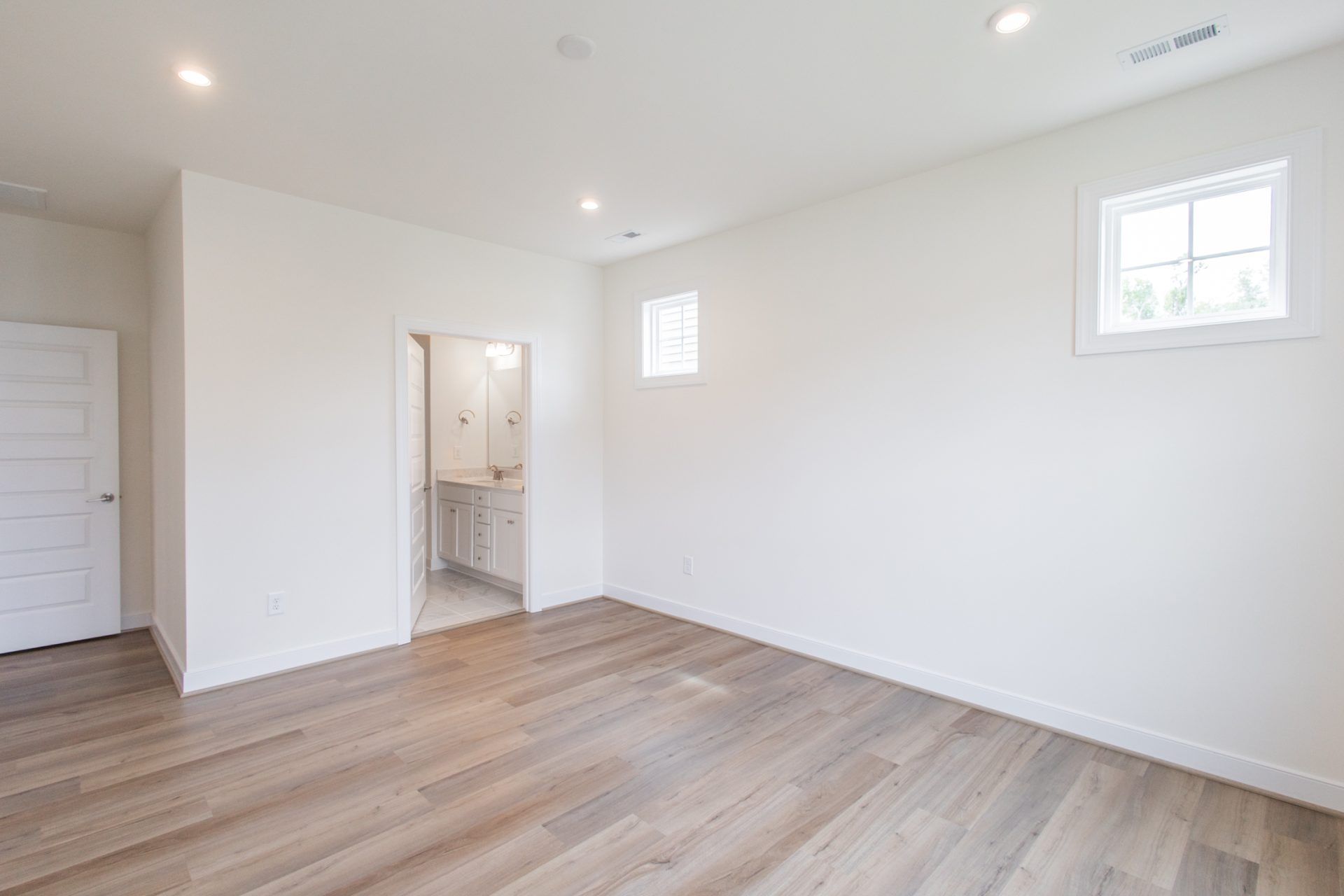 1712 Galley Place-19