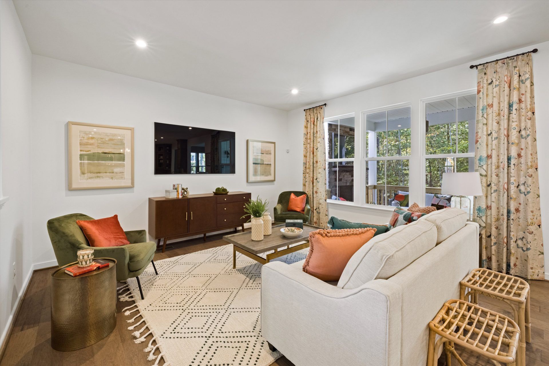 12-Family Room