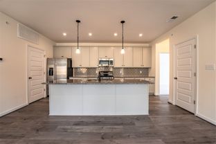 Bristol 2 - The Pointe at Twin Hickory: Glen Allen, Virginia - HHHunt Homes