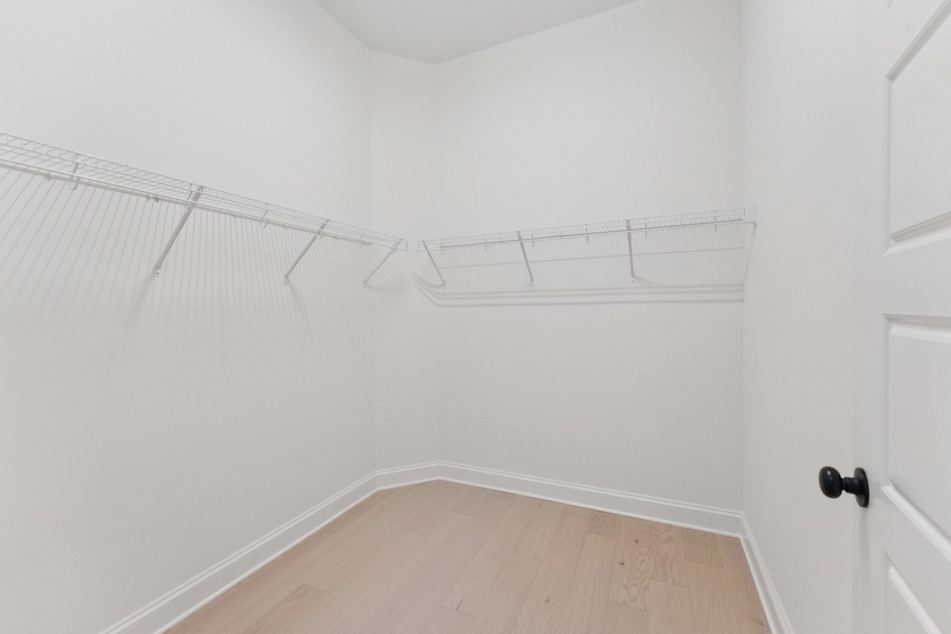 20- HHHunt Homes Buckingham Guest Bedrooom Closet