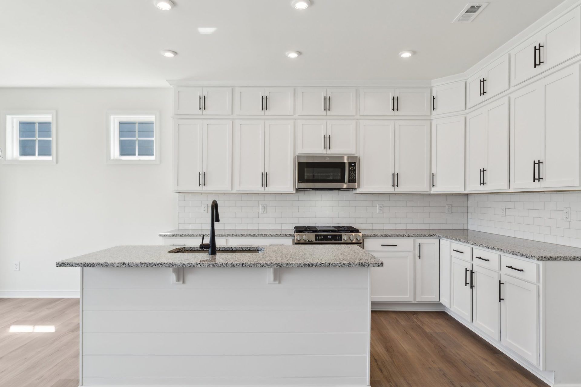 7- HHHunt Homes Franklin Kitchen