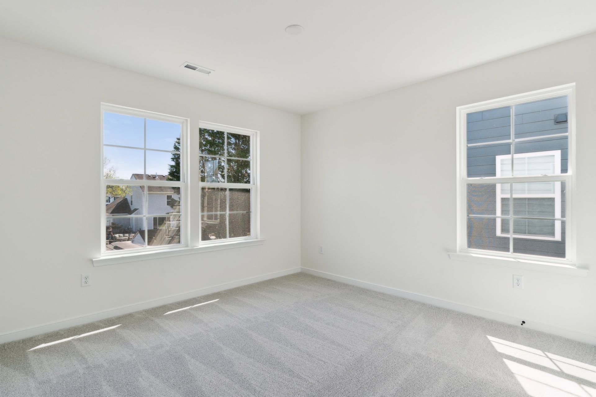 18- HHHunt Homes Franklin Bedroom 1