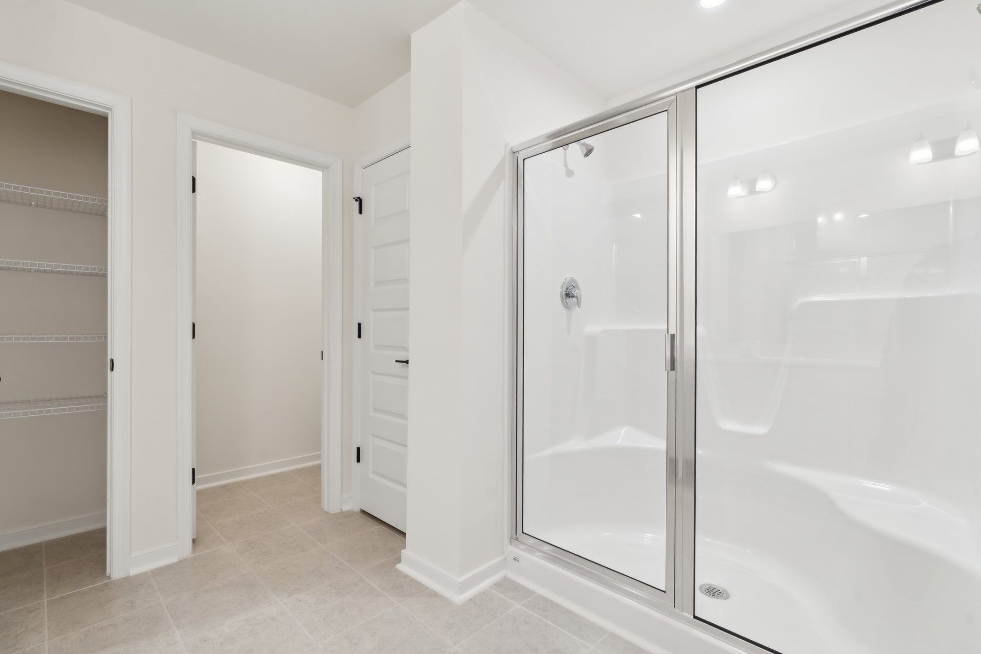 28- HHHunt Homes Franklin Priamry Bathroom