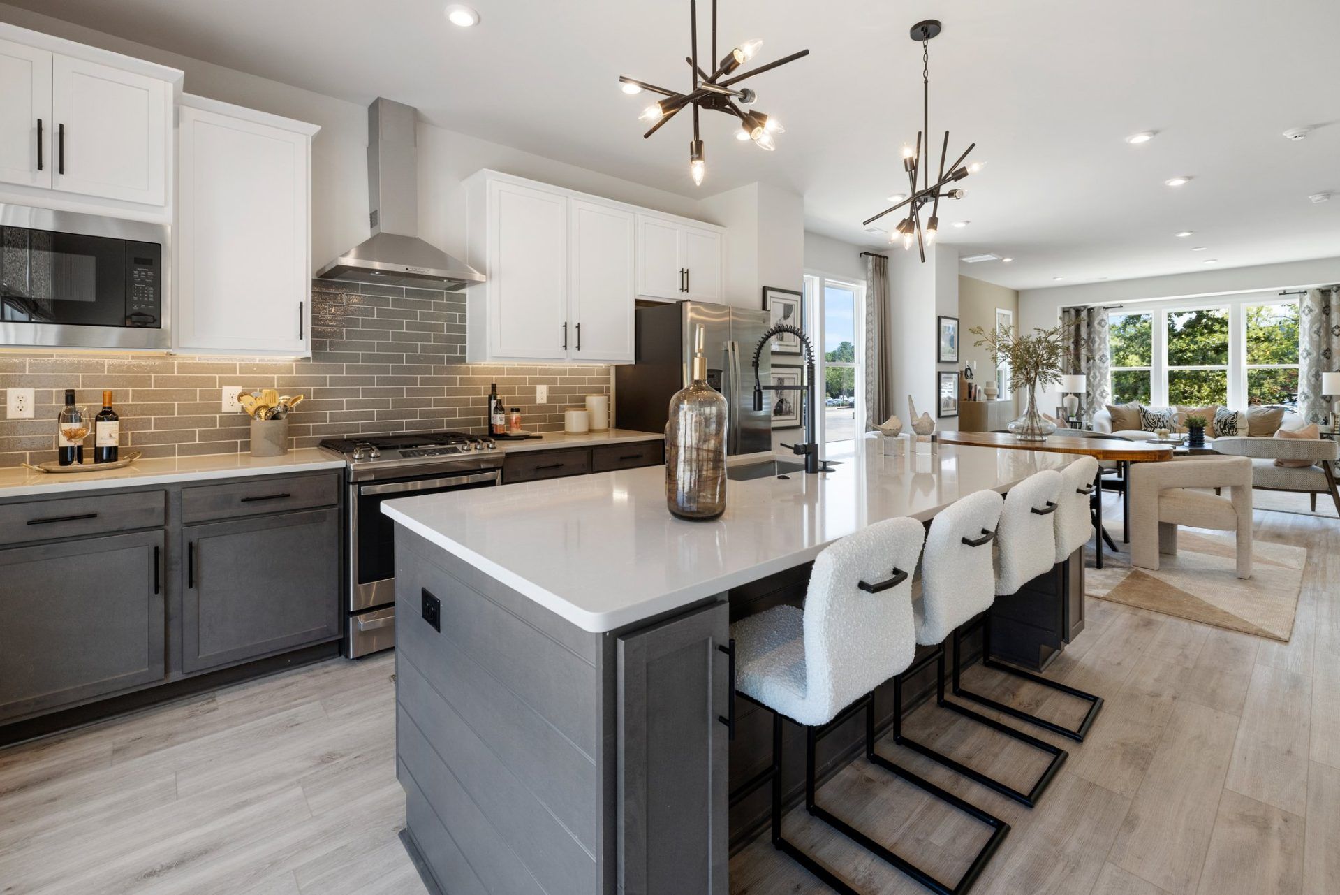 008_Drake_Kitchen