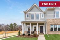 Kinwick Townhomes por HHHunt Homes en Richmond-Petersburg Virginia