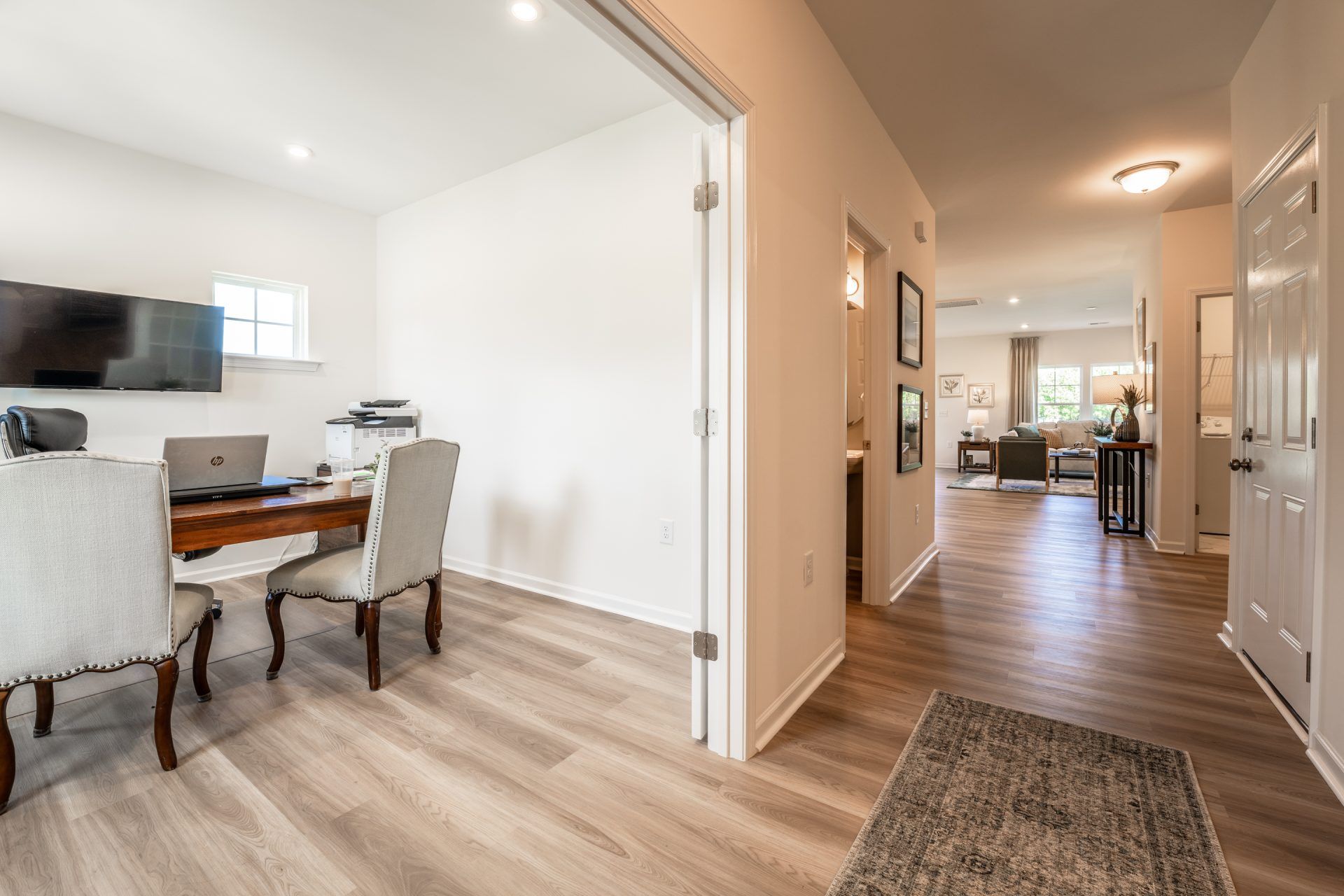 1 HHHunt Homes Maxwell - Foyer-