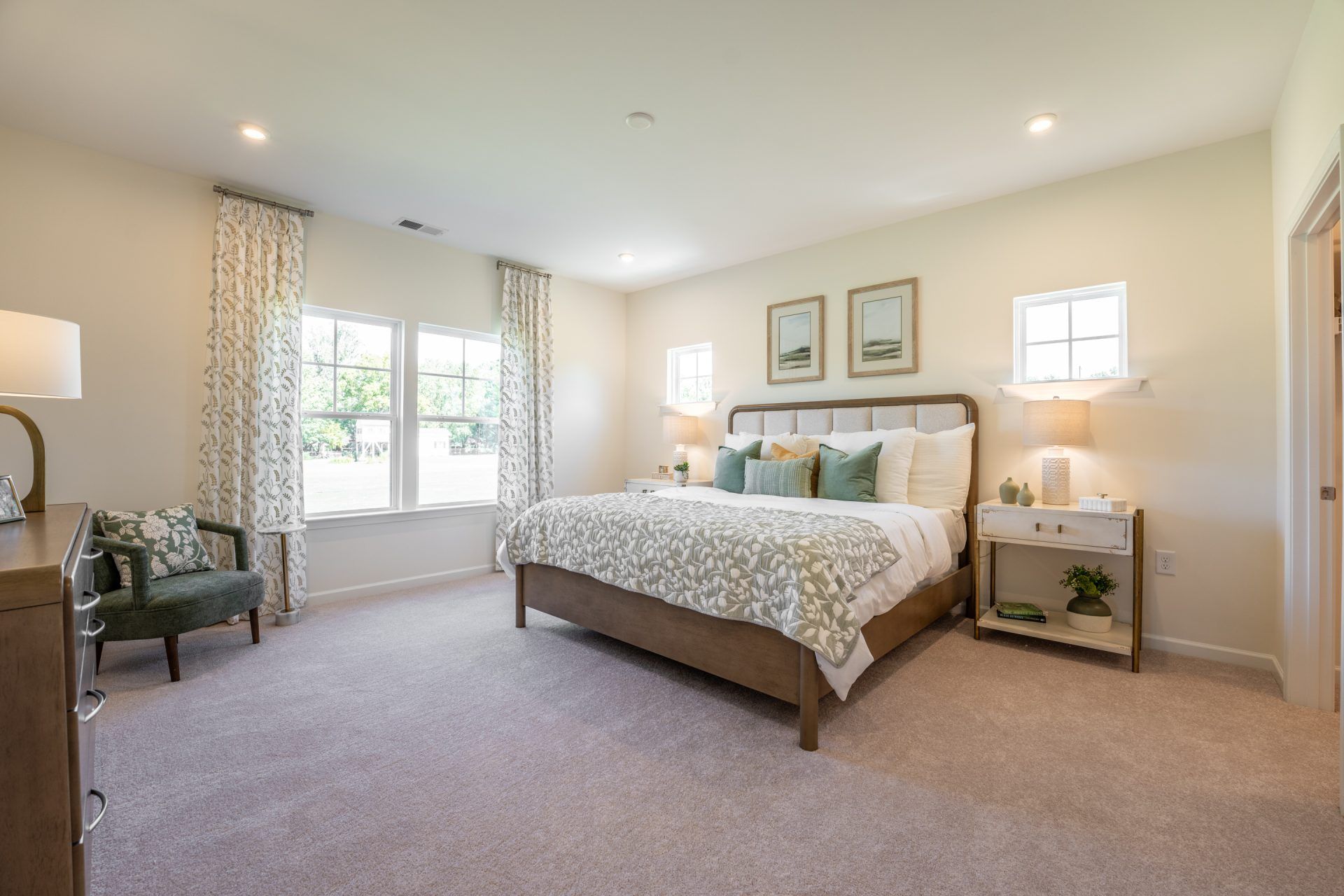 16 HHHunt Homes Maxwell - Primary Bedroom