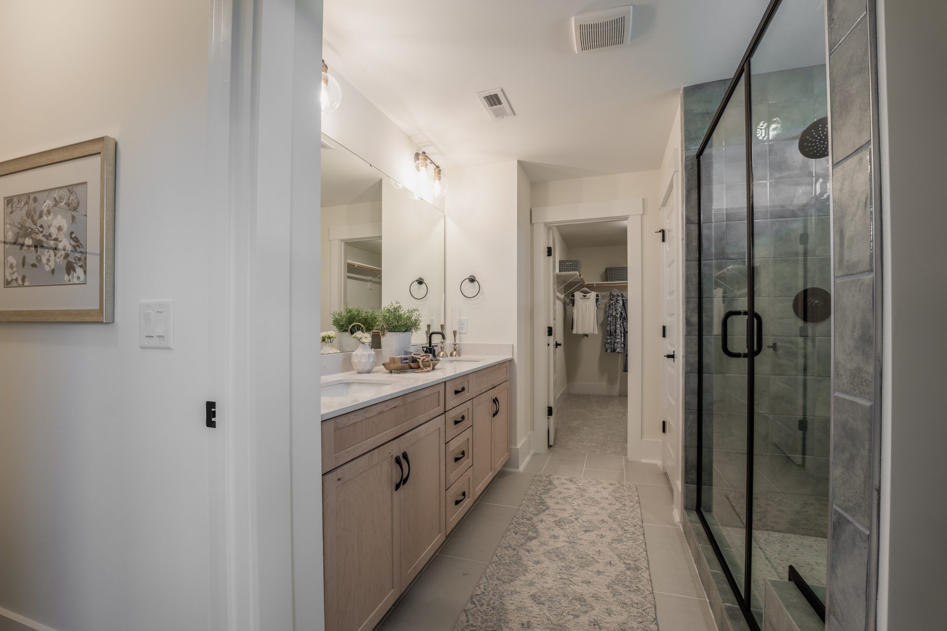 31 HHHunt Homes - Chatham- Primary Bathroom