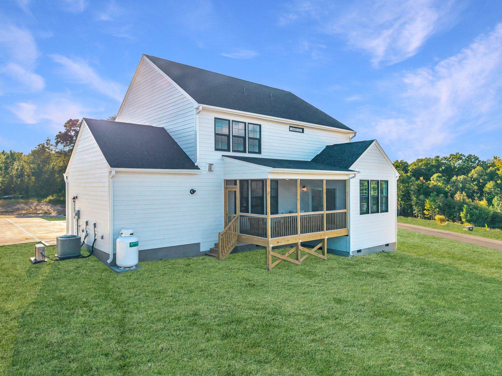43 HHHunt Homes - Chatham- Rear with Screened Porch