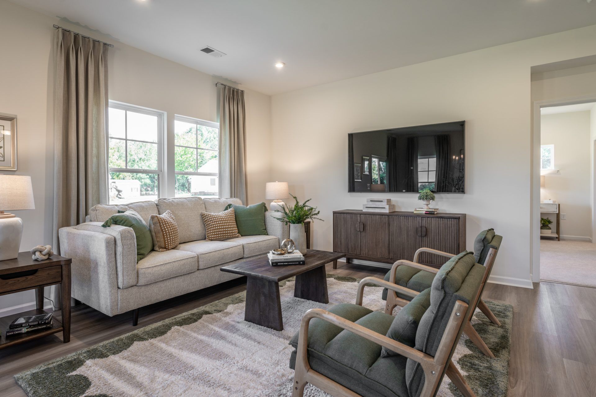12 HHHunt Homes Maxwell - Family Room