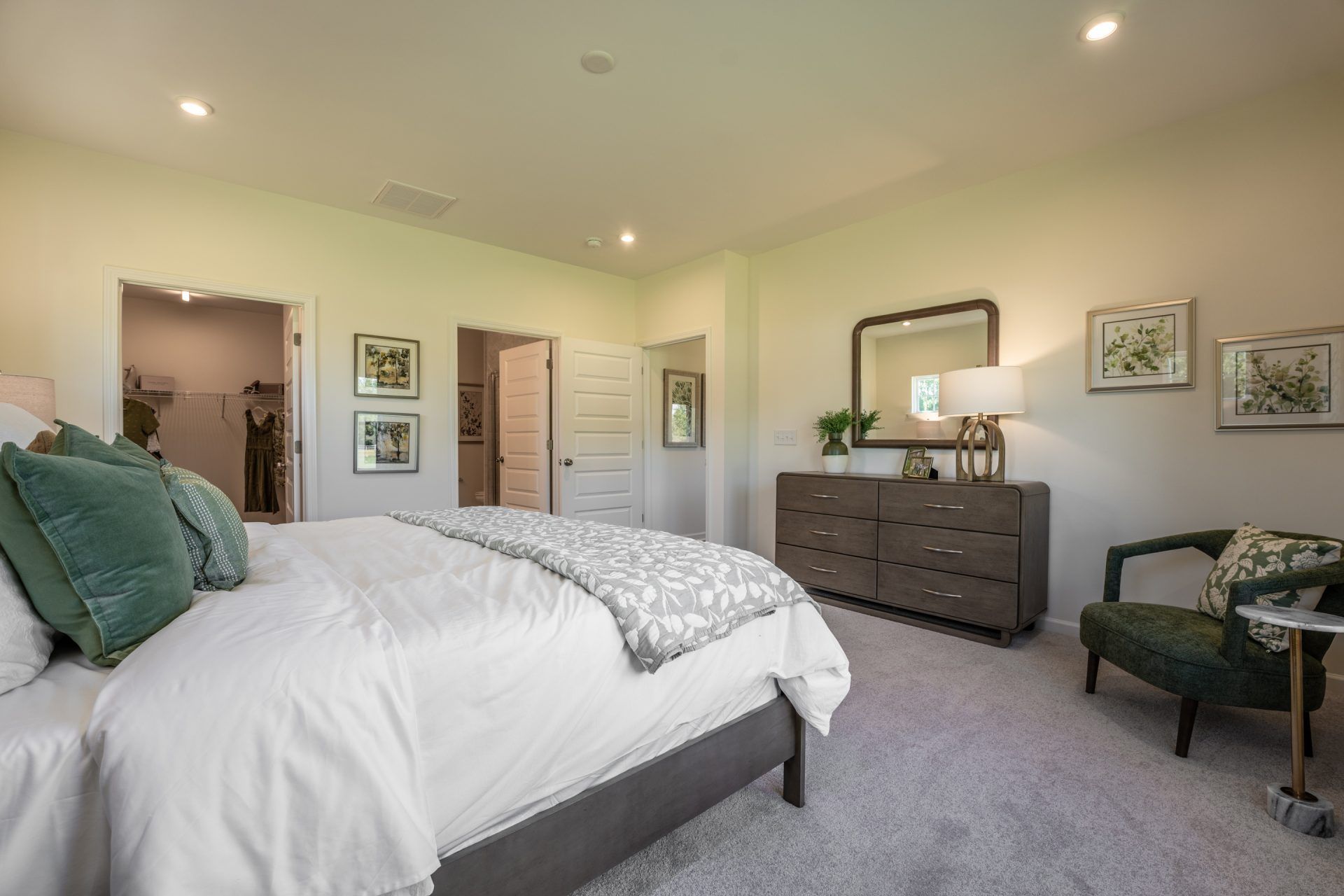 17 HHHunt Homes Maxwell - Primary Bedroom