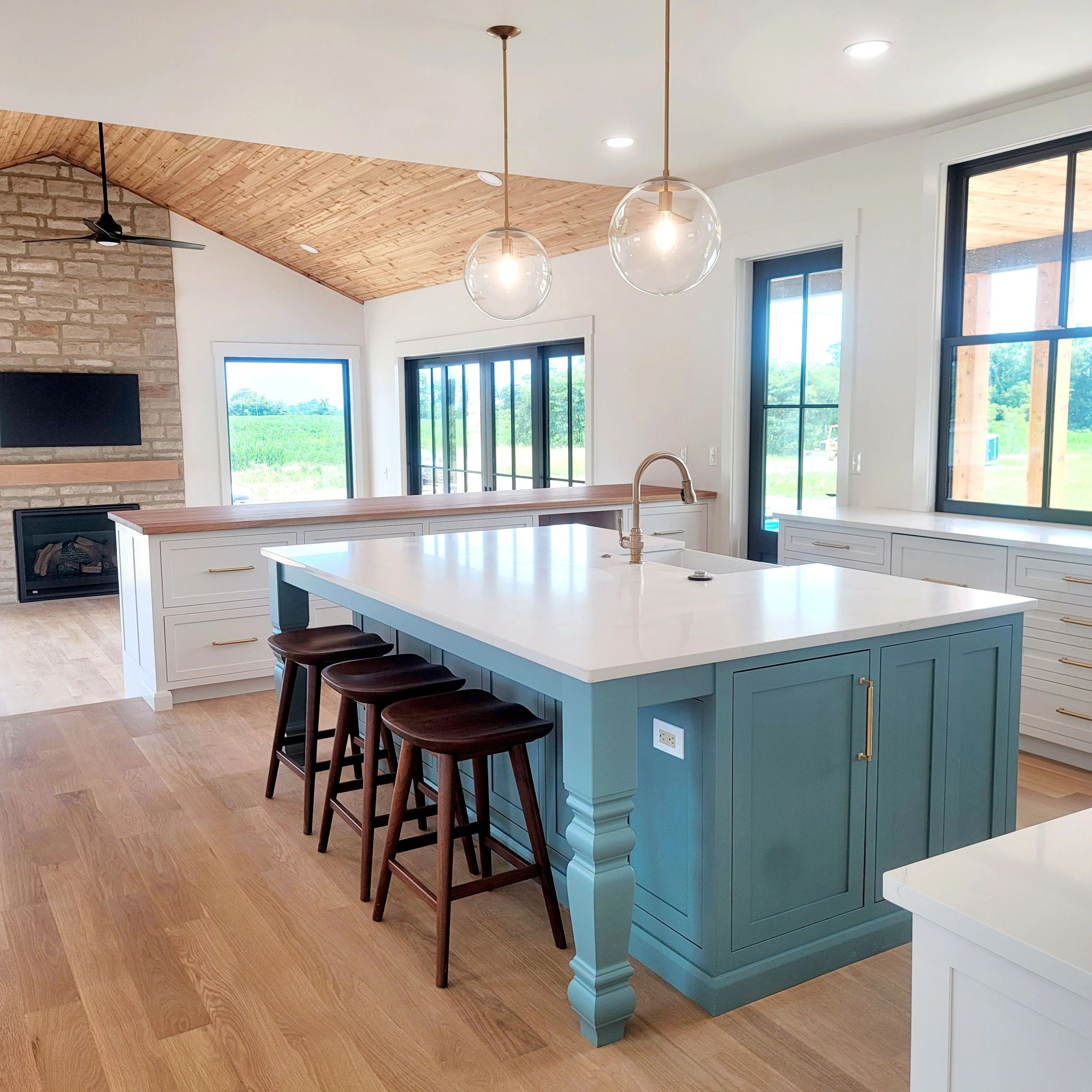 casa en House by Hahn LLC por House by Hahn LLC