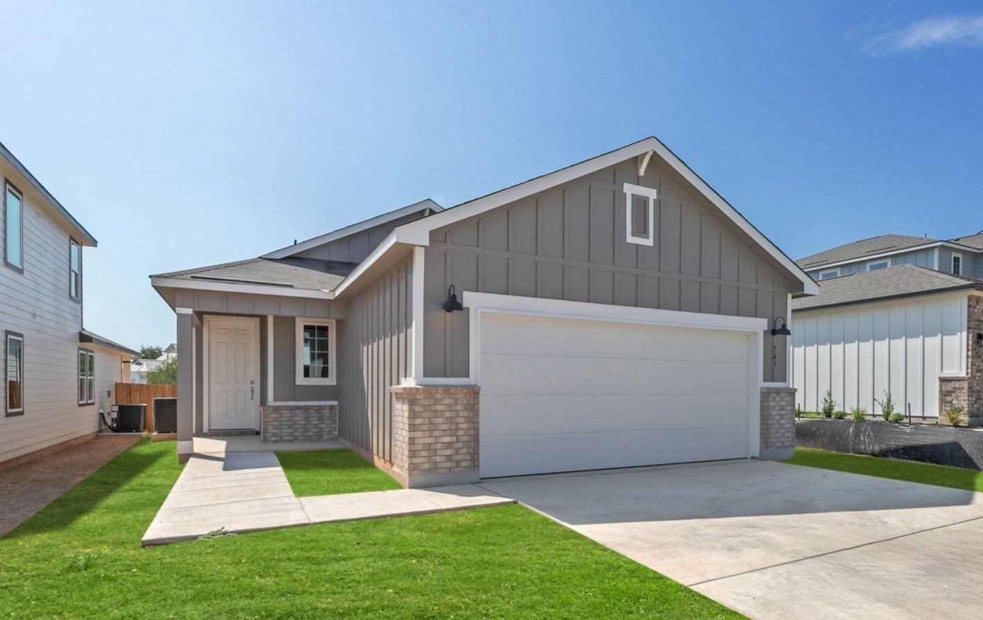 Pecos - Highland Ridge: New Braunfels, Texas - Hakes Brothers