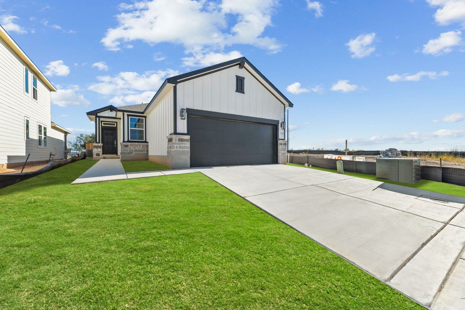 Sabrine - Highland Ridge: New Braunfels, Texas - Hakes Brothers