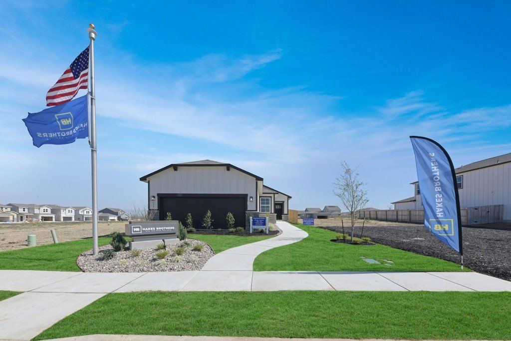 casa en Highland Ridge por Hakes Brothers