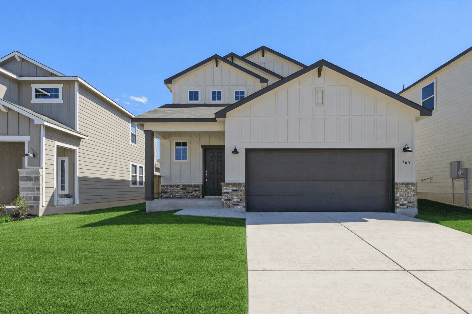 769 Whitman St (Hondo)