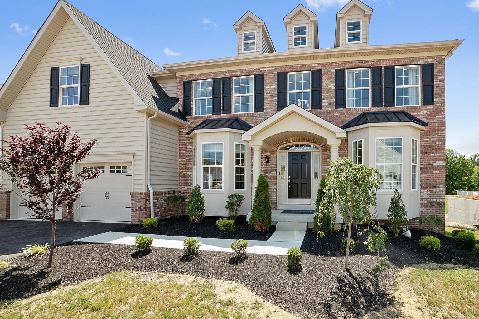 Front Exterior - 1090 Westminster Drive