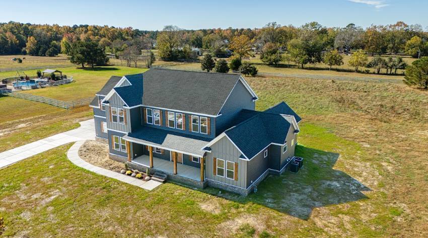 Laura - Build on Your Lot in Smithfield: Smithfield, Virginia - Custom Homes of Virginia