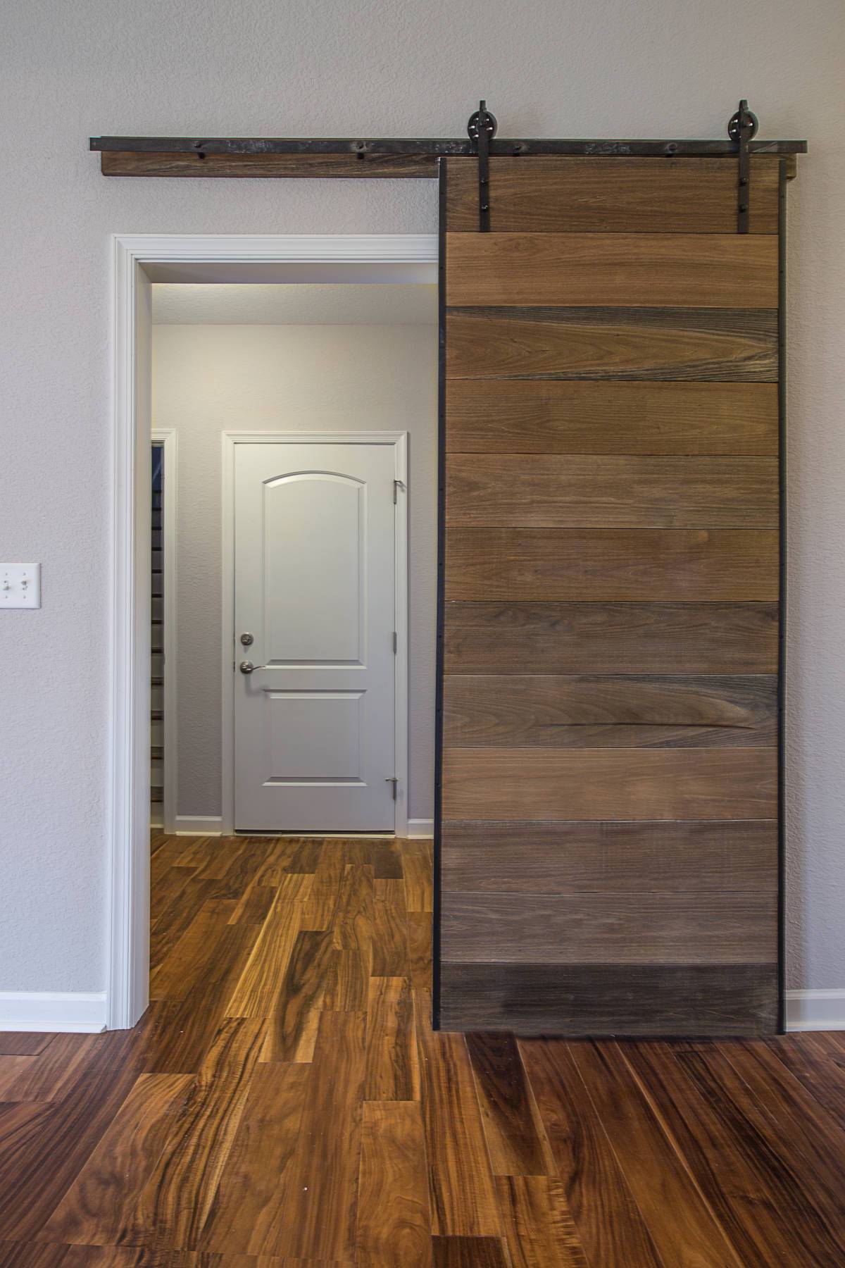 barn door