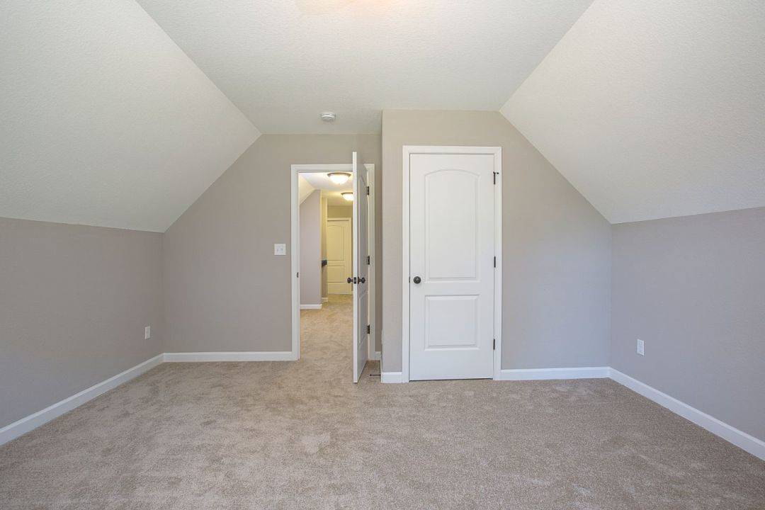 3rd floor bedroom