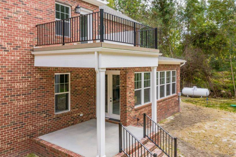 balcony over porch