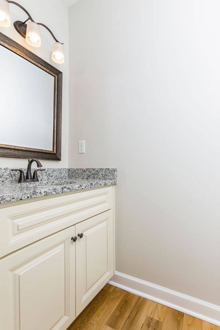 powder room
